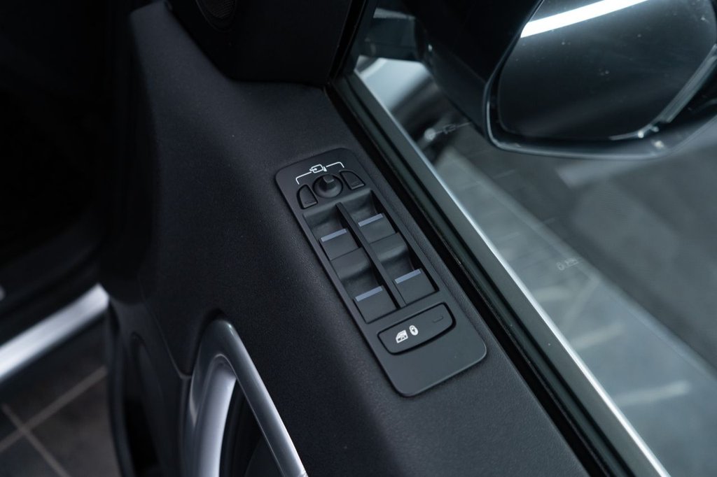 Used Land Rover Discovery Sport 2017 for sale - 77764643: Photo 18