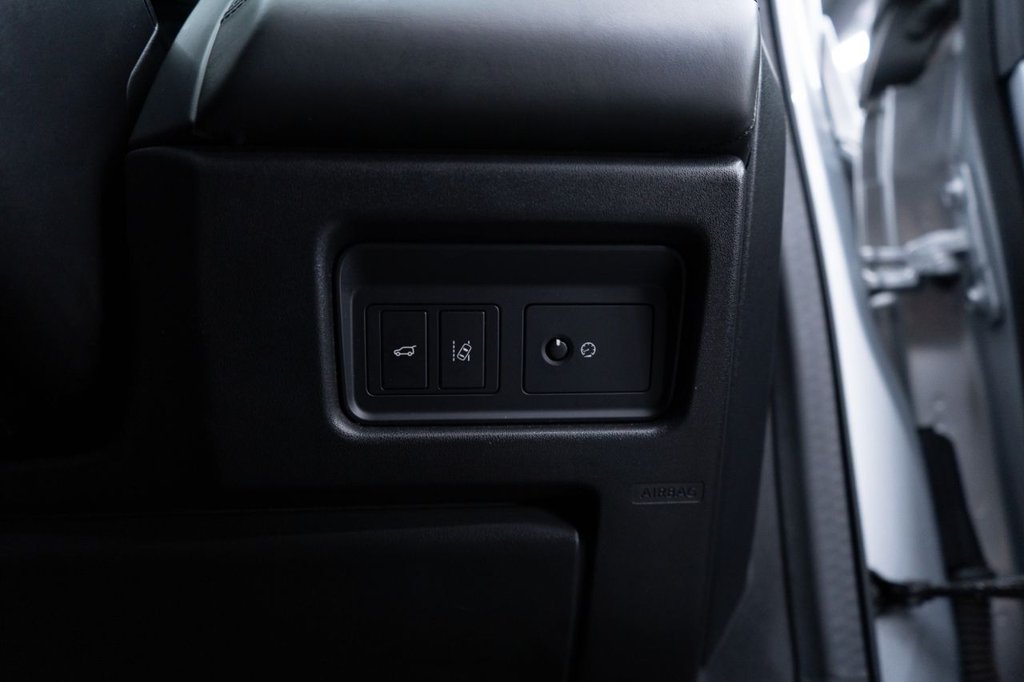 Used Land Rover Discovery Sport 2017 for sale - 77764643: Photo 21