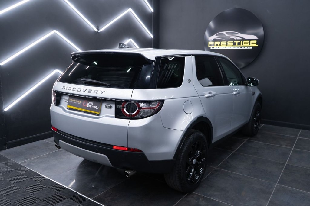 Used Land Rover Discovery Sport 2017 for sale - 77764643: Photo 4