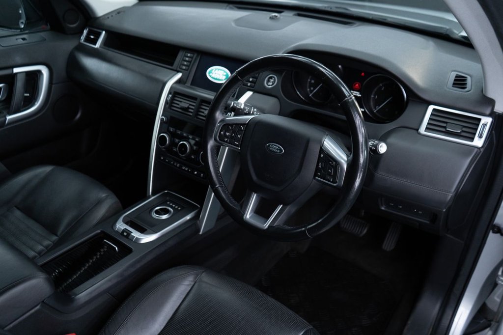 Used Land Rover Discovery Sport 2017 for sale - 77764643: Photo 6