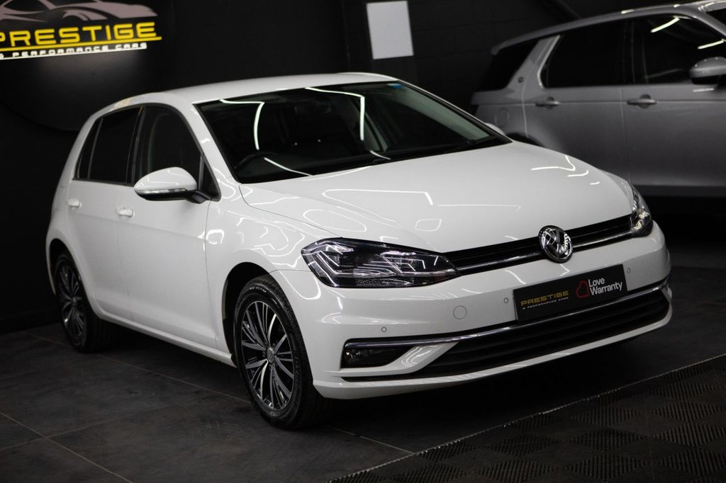 Used Volkswagen Golf 2017 for sale - 77990682: Photo 17