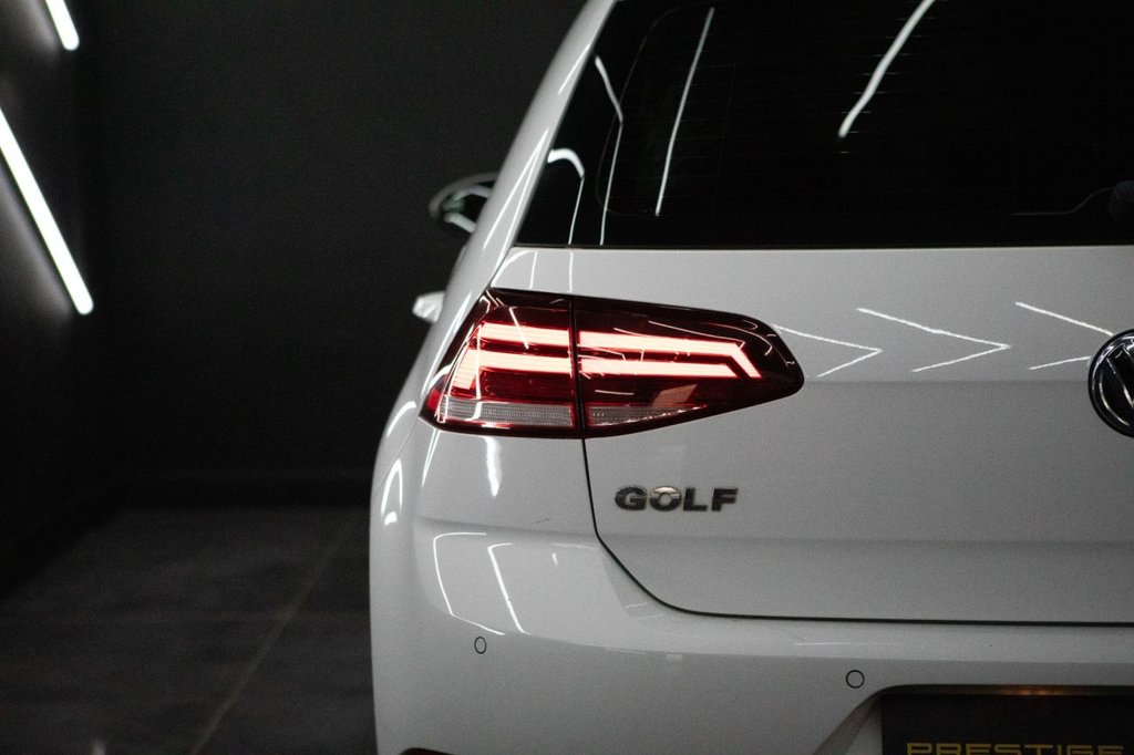 Used Volkswagen Golf 2017 for sale - 77990682: Photo 42