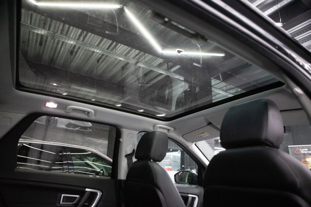 Used Land Rover Discovery Sport 2016 for sale - 77879760: Photo 15