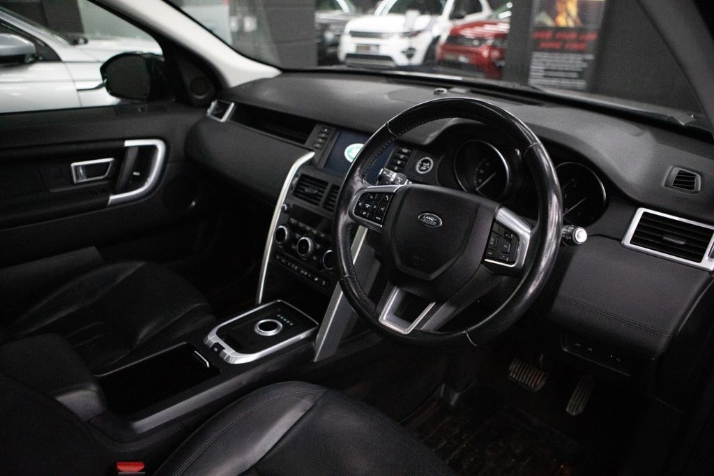 Used Land Rover Discovery Sport 2016 for sale - 77879760: Photo 6