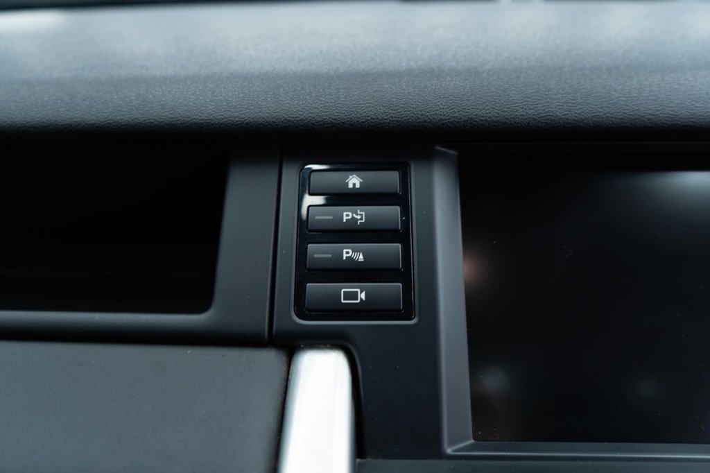 Used Land Rover Discovery Sport 2017 for sale - 78096721: Photo 45