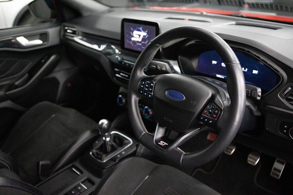 Used Ford Focus 2021 for sale - 77806917: Photo 6