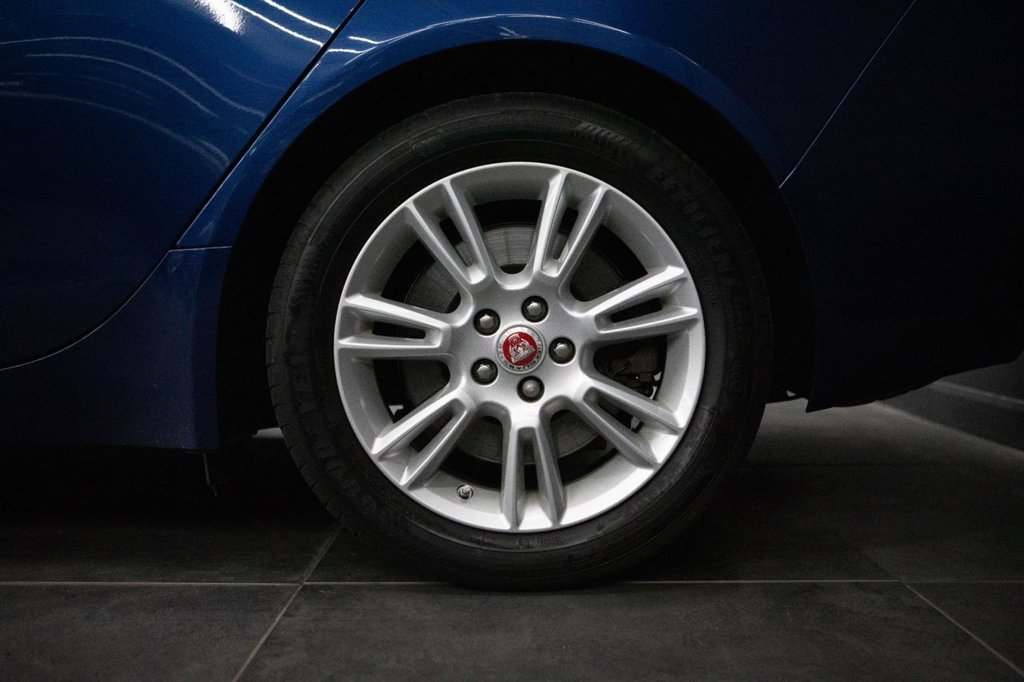 Used Jaguar XE 2016 for sale - 78102679: Photo 12