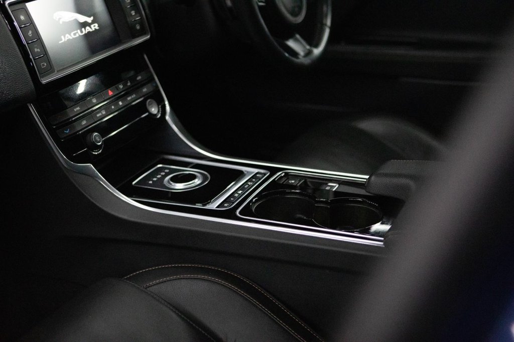 Used Jaguar XE 2016 for sale - 78102679: Photo 27