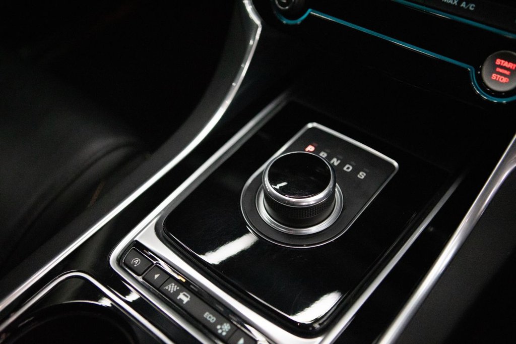 Used Jaguar XE 2016 for sale - 78102679: Photo 31