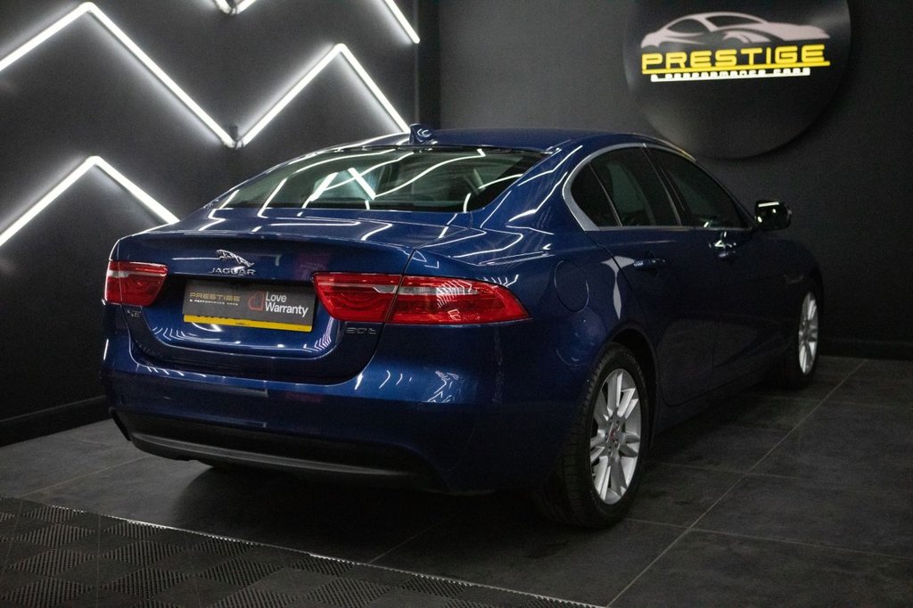 Used Jaguar XE 2016 for sale - 78102679: Photo 4