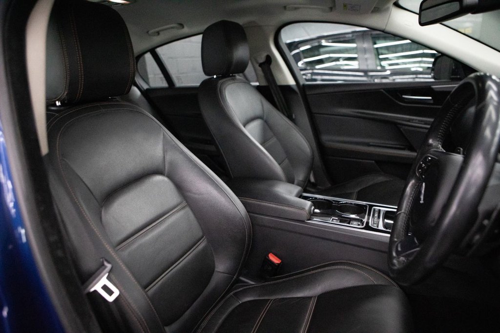 Used Jaguar XE 2016 for sale - 78102679: Photo 7