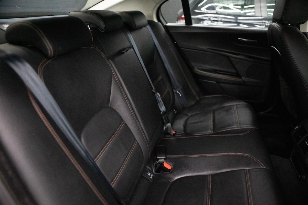 Used Jaguar XE 2016 for sale - 78102679: Photo 8