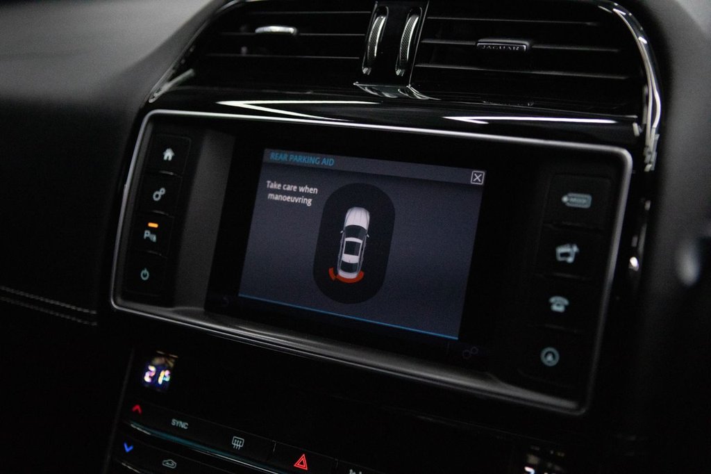 Used Jaguar XE 2016 for sale - 77879932: Photo 33