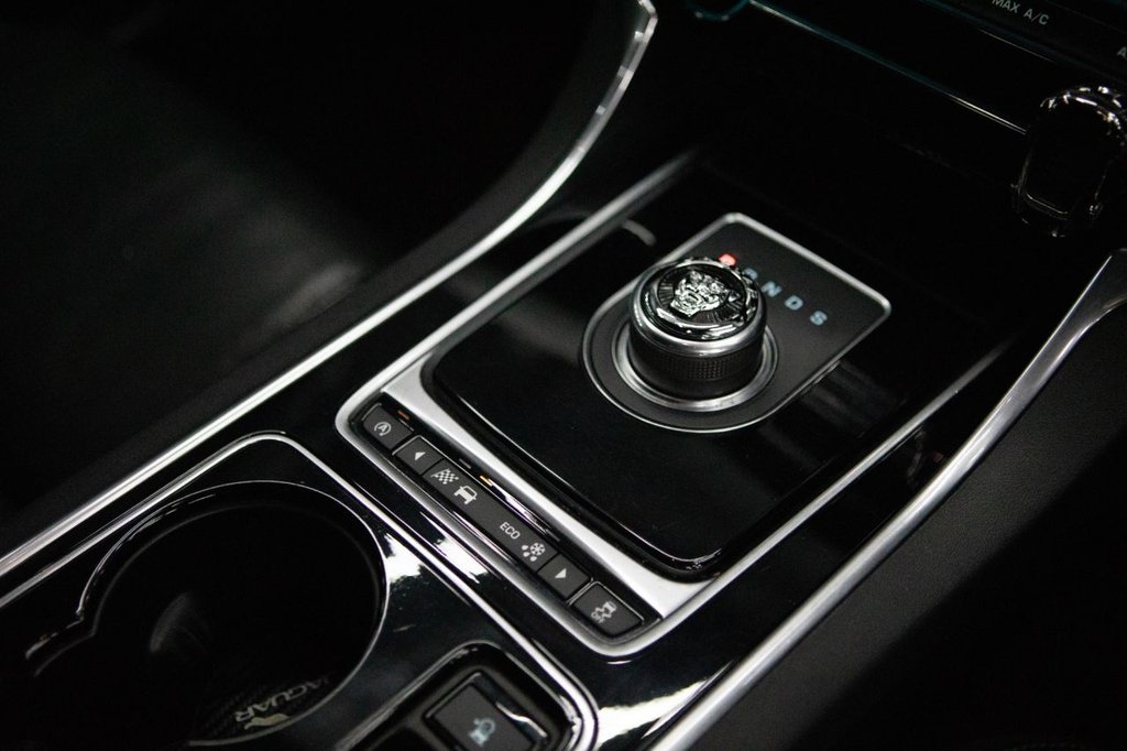 Used Jaguar XE 2016 for sale - 77879932: Photo 38