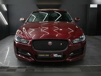 Used Jaguar XE 2016 for sale - 77879932: Photo