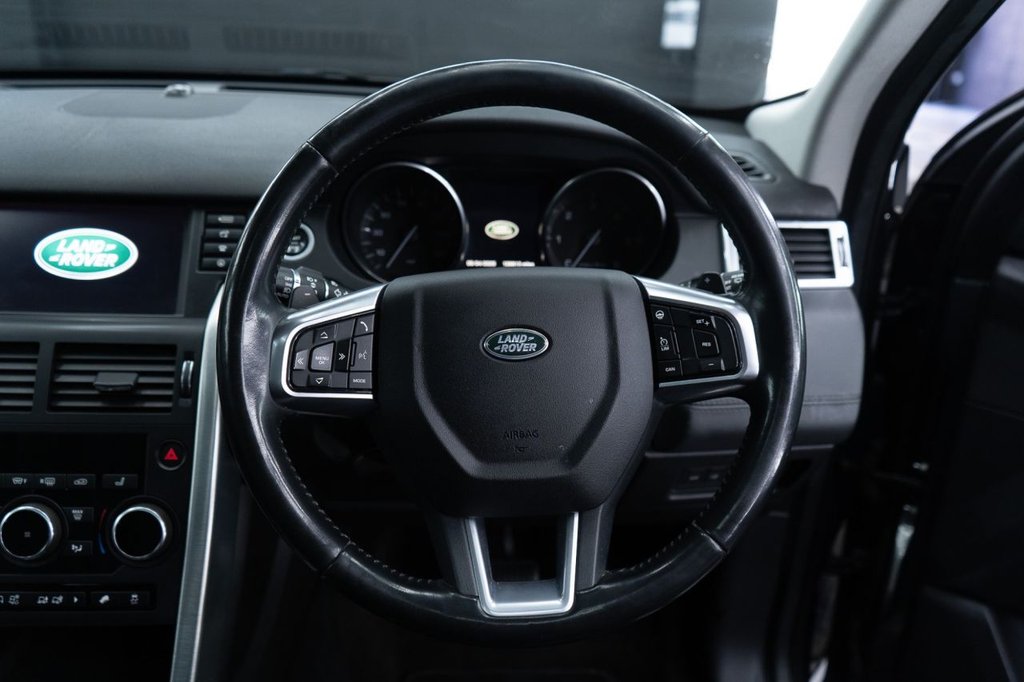 Used Land Rover Discovery Sport 2016 for sale - 78096491: Photo 21