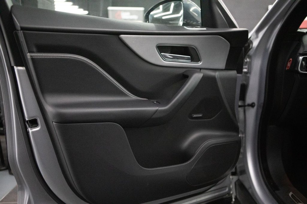 Used Jaguar F-Pace 2018 for sale - 77764612: Photo 25