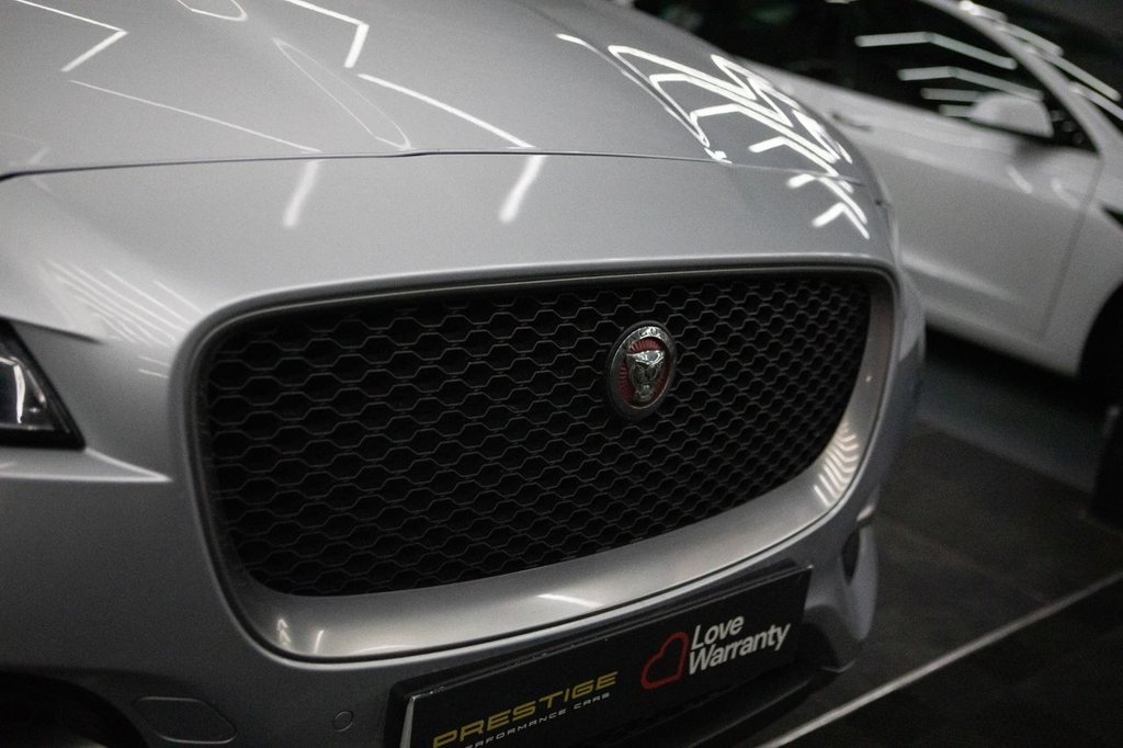 Used Jaguar F-Pace 2018 for sale - 77764612: Photo 31