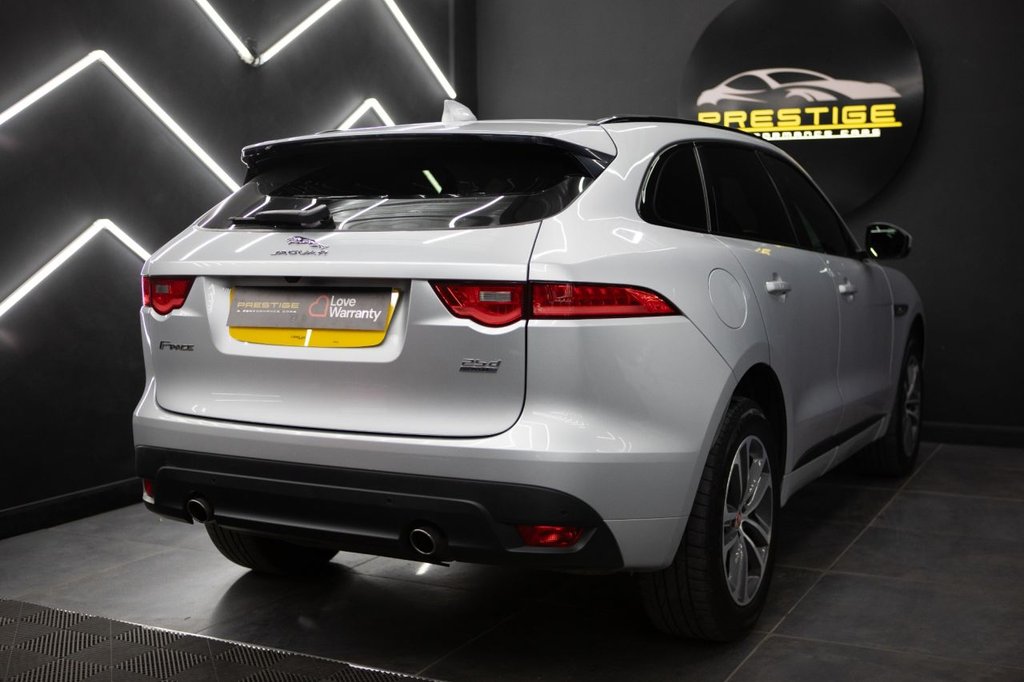 Used Jaguar F-Pace 2018 for sale - 77764612: Photo 4