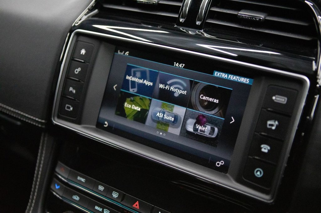 Used Jaguar F-Pace 2018 for sale - 77764612: Photo 43