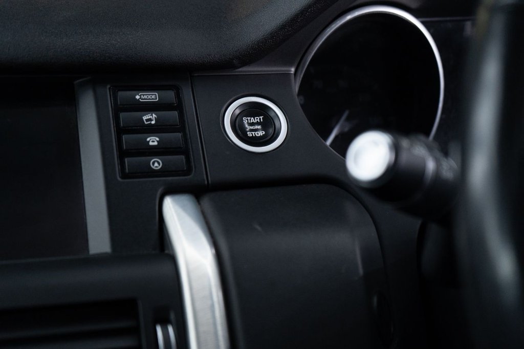 Used Land Rover Discovery Sport 2016 for sale - 77821372: Photo 47