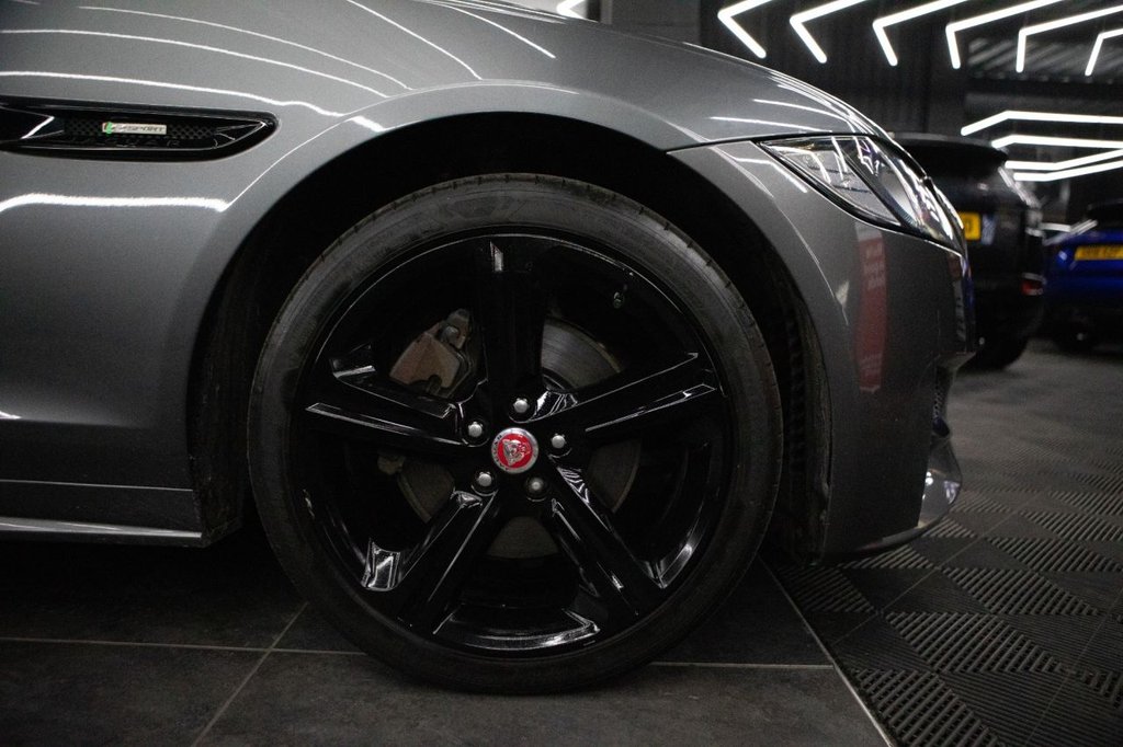 Used Jaguar XF 2018 for sale - 78083048: Photo 11