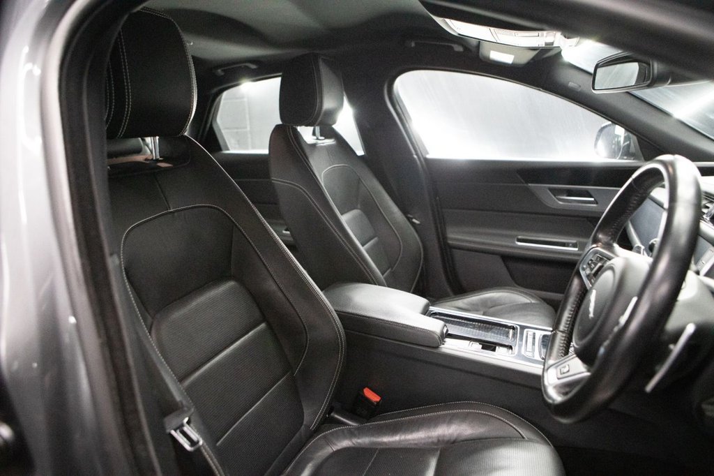 Used Jaguar XF 2018 for sale - 78083048: Photo 29