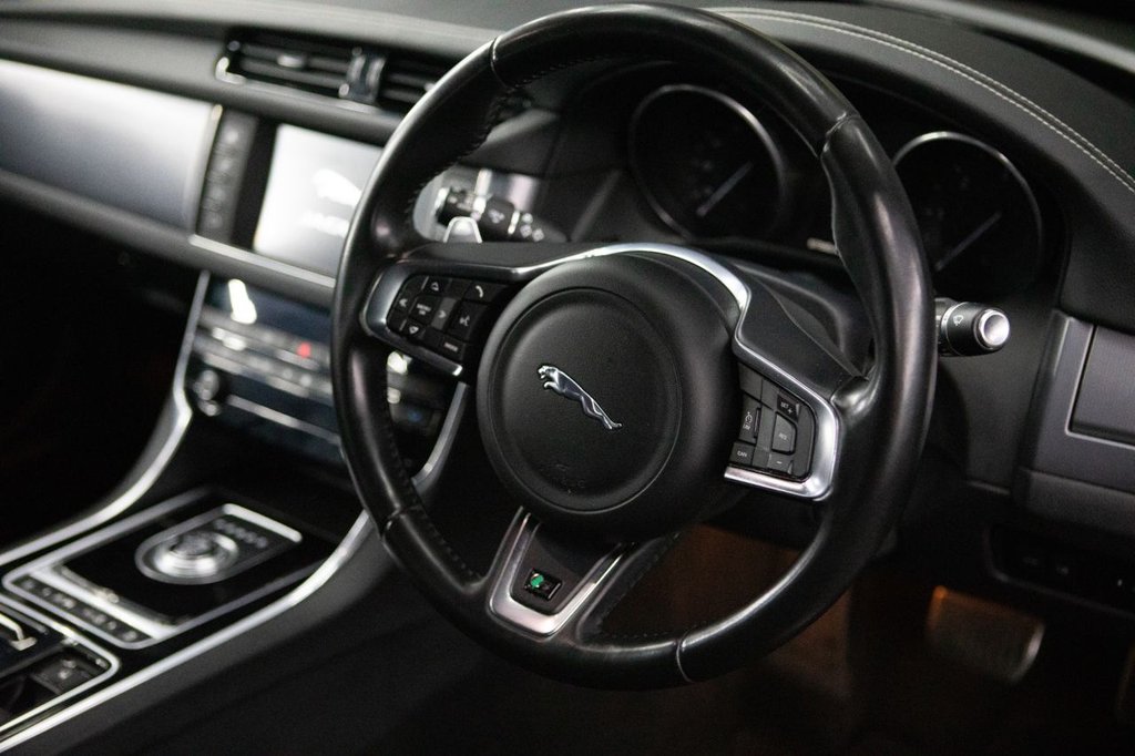 Used Jaguar XF 2018 for sale - 78083048: Photo 35