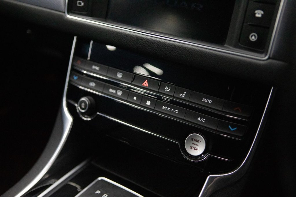 Used Jaguar XF 2018 for sale - 78083048: Photo 38