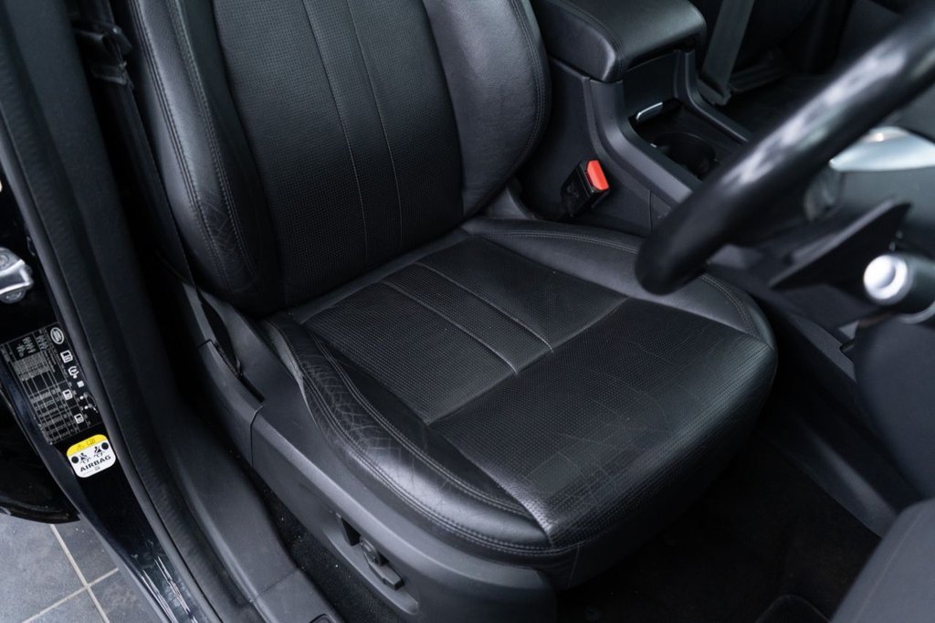 Used Land Rover Discovery Sport 2016 for sale - 77764719: Photo 33