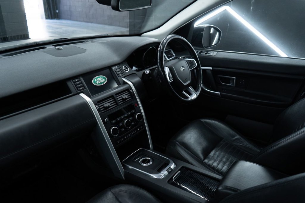 Used Land Rover Discovery Sport 2016 for sale - 77836023: Photo 14