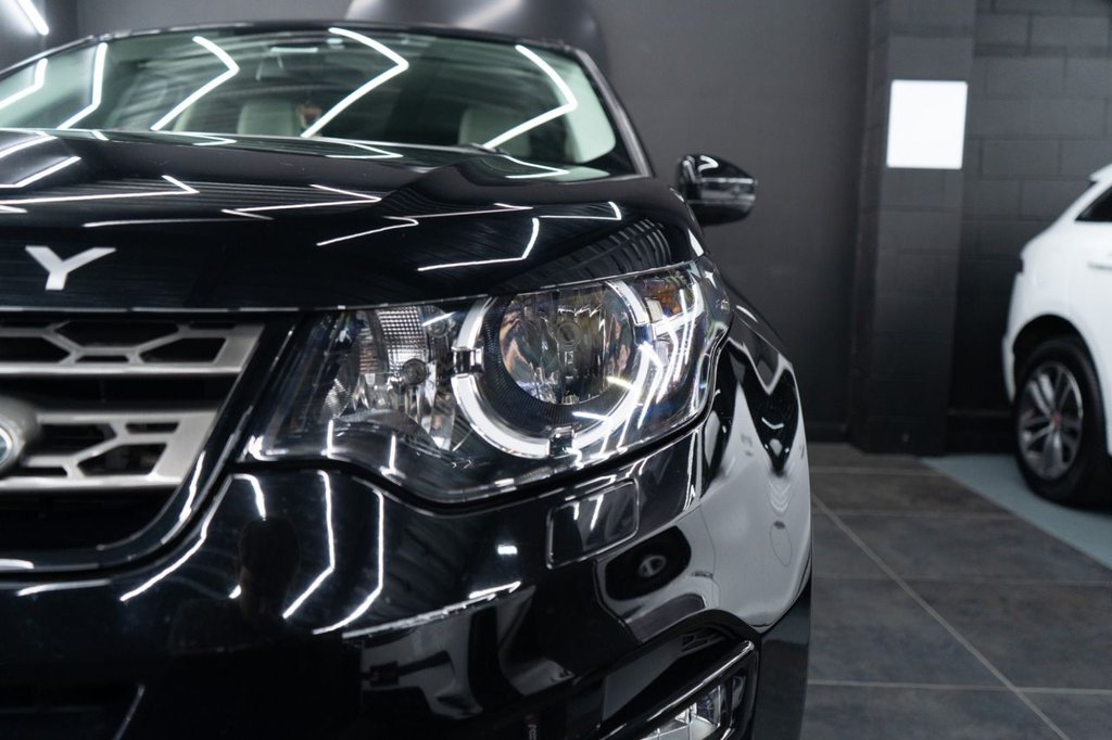 Used Land Rover Discovery Sport 2017 for sale - 78017685: Photo 17