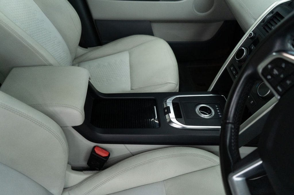 Used Land Rover Discovery Sport 2017 for sale - 78017685: Photo 36