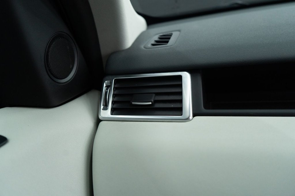 Used Land Rover Discovery Sport 2017 for sale - 78017685: Photo 49