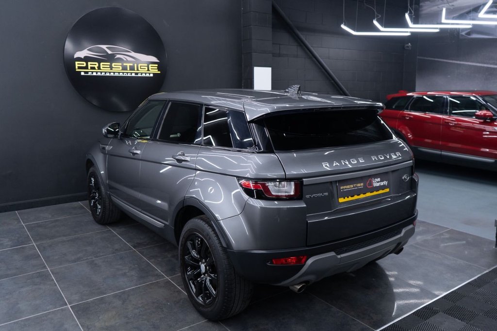 Used Land Rover Range Rover Evoque 2016 for sale - 77765648: Photo 2