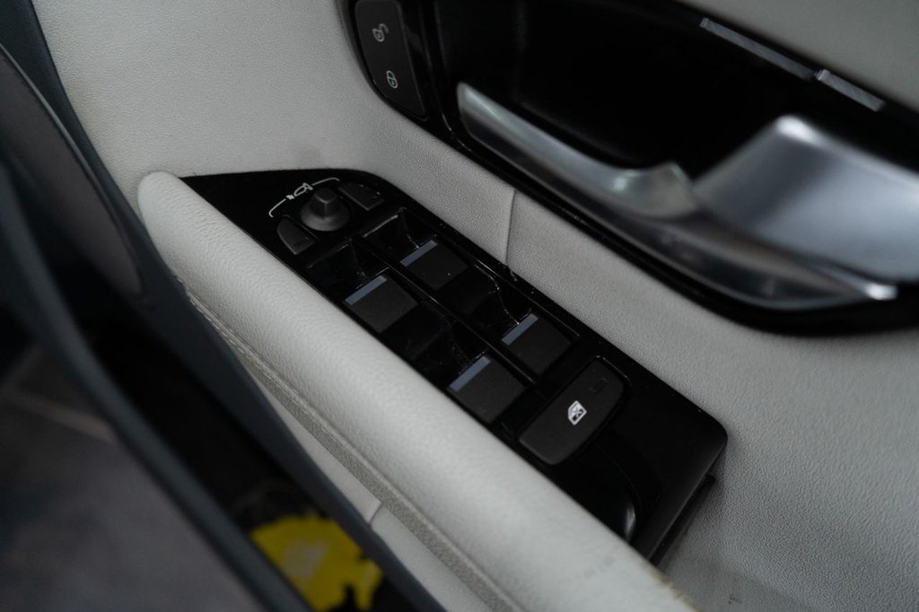 Used Land Rover Range Rover Evoque 2016 for sale - 77765648: Photo 41