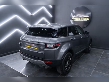 Used Land Rover Range Rover Evoque 2016 for sale - 77765648: Photo