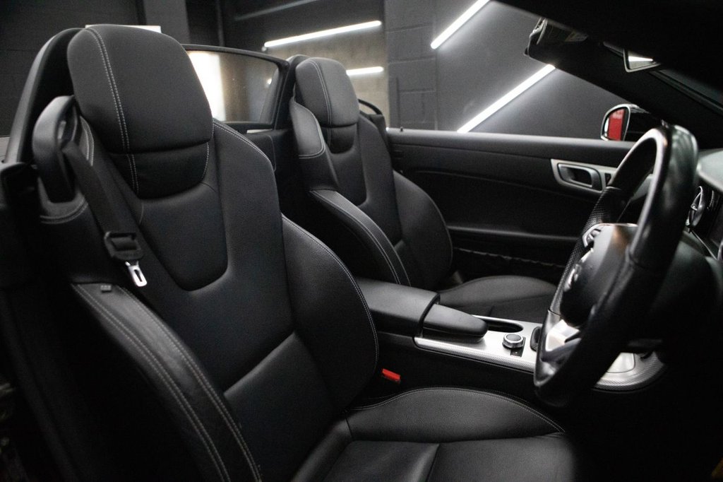 Used Mercedes-Benz SLC 2018 for sale - 77764989: Photo 8