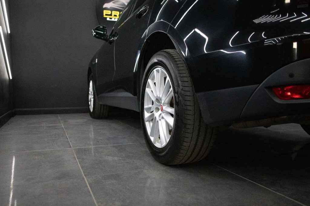 Used Jaguar F-Pace 2018 for sale - 77764960: Photo 16