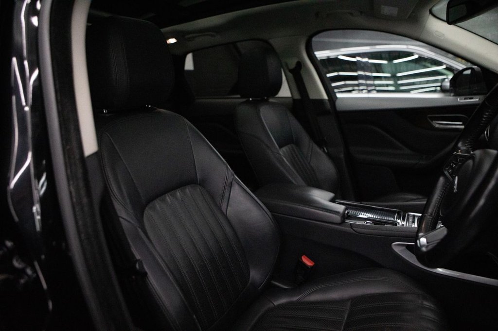 Used Jaguar F-Pace 2018 for sale - 77764960: Photo 7