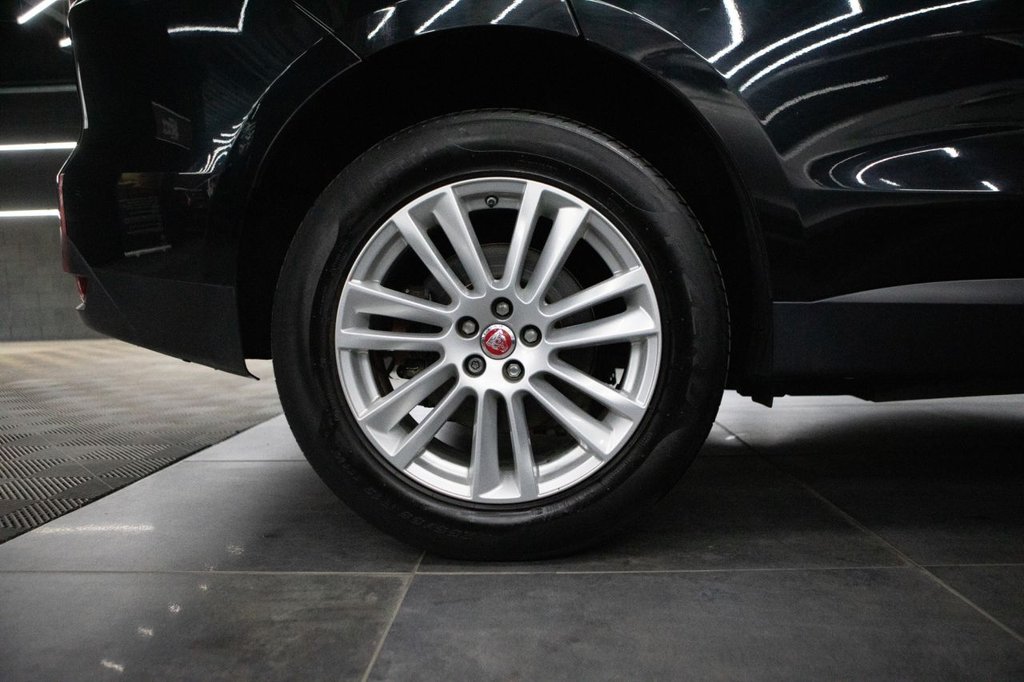 Used Jaguar F-Pace 2018 for sale - 77764960: Photo 9