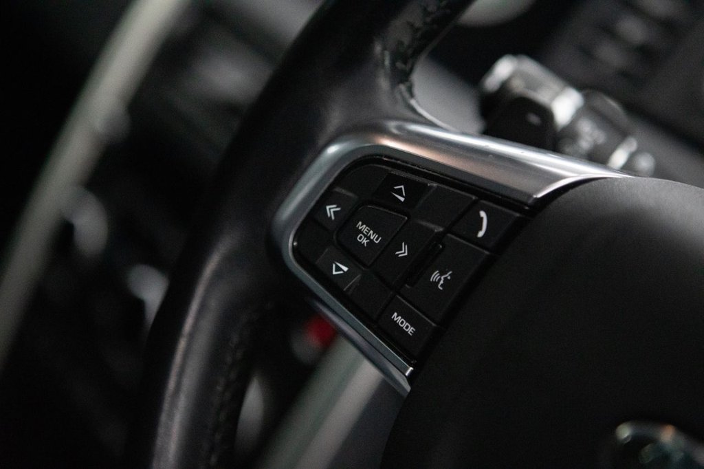 Used Land Rover Discovery Sport 2016 for sale - 78124175: Photo 32