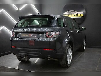 Used Land Rover Discovery Sport 2016 for sale - 78124175: Photo