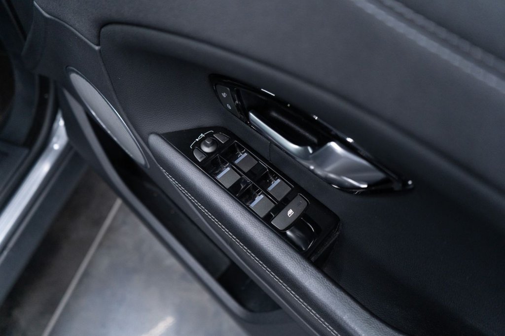 Used Land Rover Range Rover Evoque 2016 for sale - 77780381: Photo 45