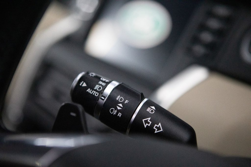 Used Land Rover Discovery Sport 2018 for sale - 78002469: Photo 45