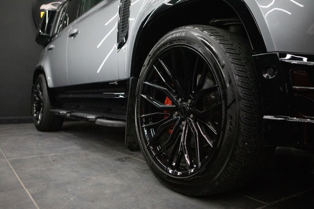 Used Land Rover Defender 2021 for sale - 77764691: Photo 11