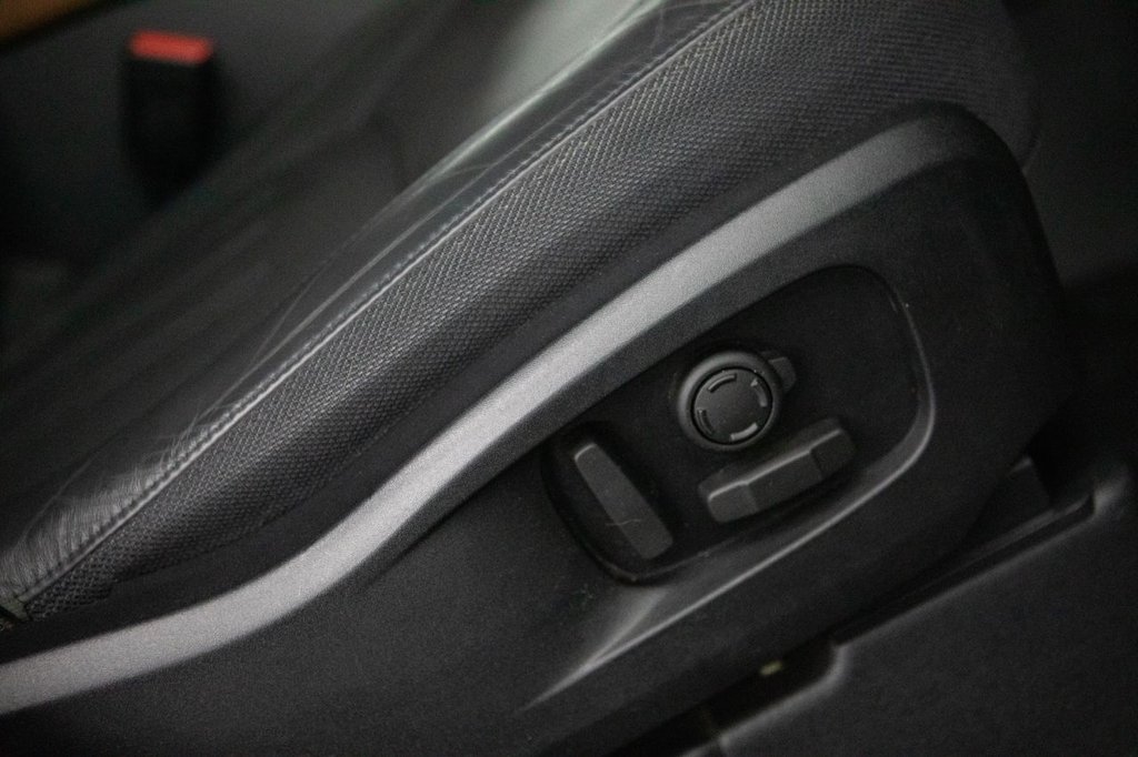 Used Land Rover Defender 2021 for sale - 77764691: Photo 26