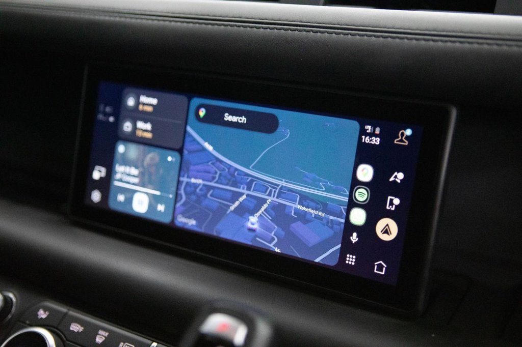 Used Land Rover Defender 2021 for sale - 77764691: Photo 34