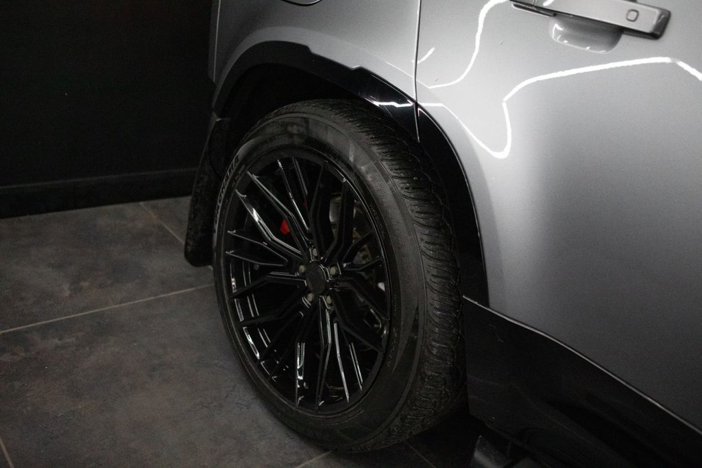 Used Land Rover Defender 2021 for sale - 77764691: Photo 40