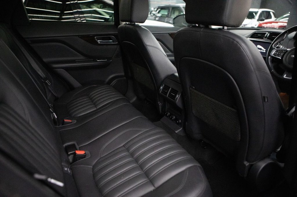 Used Jaguar F-Pace 2018 for sale - 78030167: Photo 38